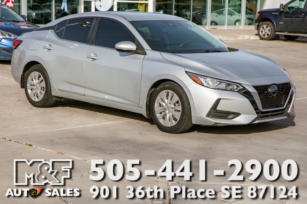 2020 Nissan Sentra S's photo