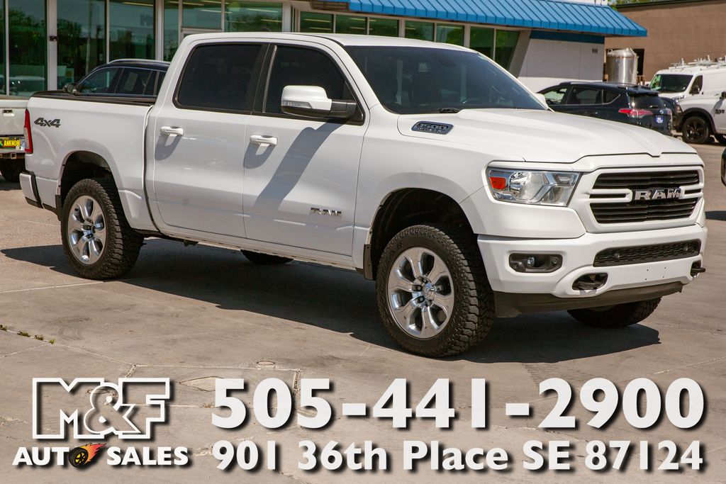 2019 RAM 1500 Big Horn/Lone Star 4x4 Crew Cab 5'7's photo