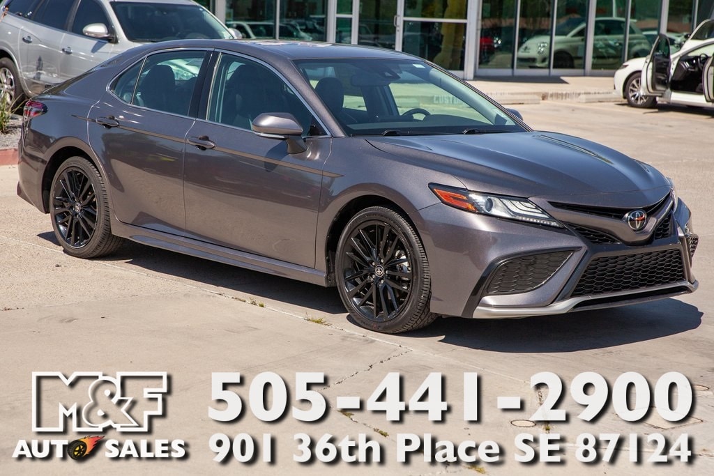 2023 Toyota Camry XSE's photo