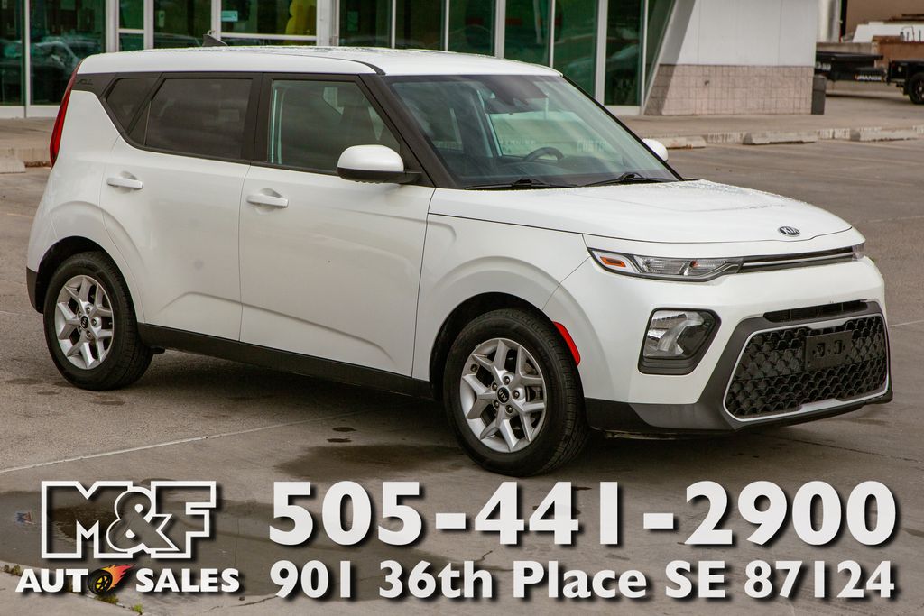 2020 Kia Soul 2.0L S IVT's photo