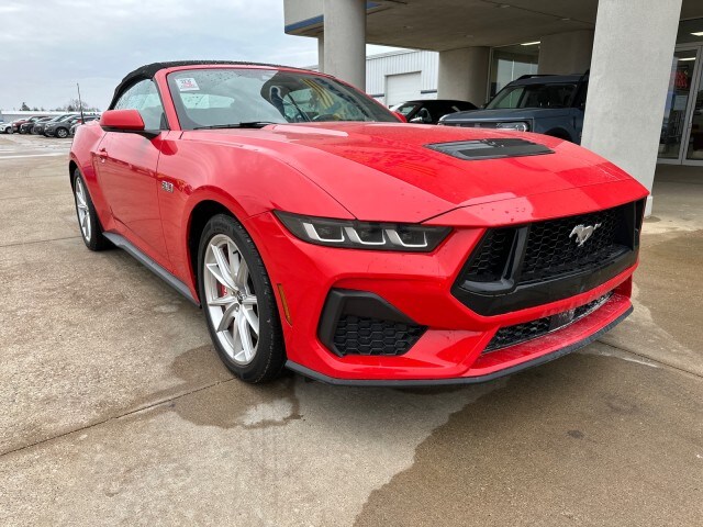 2024 Ford Mustang GT Premium Convertible photo 3