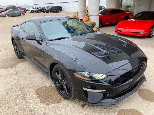 Used 2021 Ford Mustang GT Premium with VIN 1FA6P8CF3M5116389 for sale in Eureka, IL