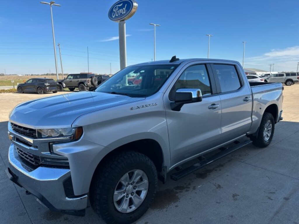 Used 2019 Chevrolet Silverado 1500 LT Truck Crew Cab