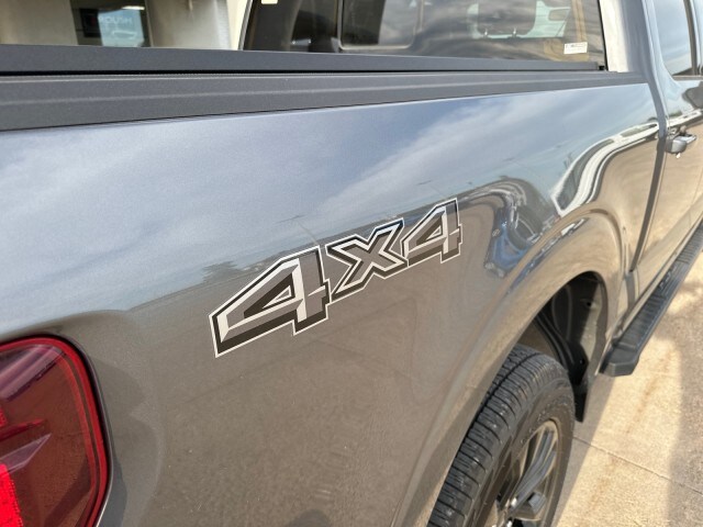 2024 Ford F-150 XLT photo 3