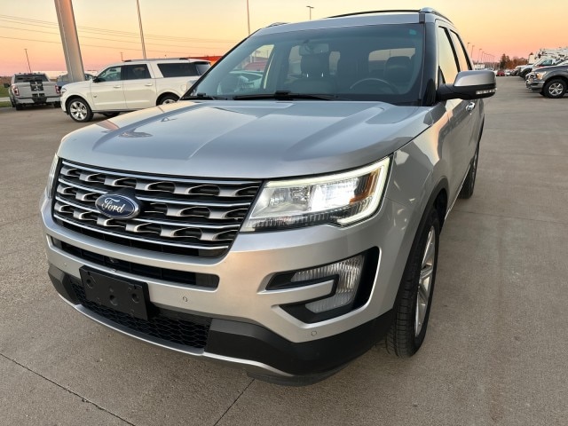 Used 2016 Ford Explorer Limited with VIN 1FM5K8F81GGC89365 for sale in Eureka, IL