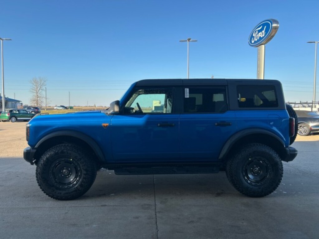New 2025 Ford Bronco Badlands SUV