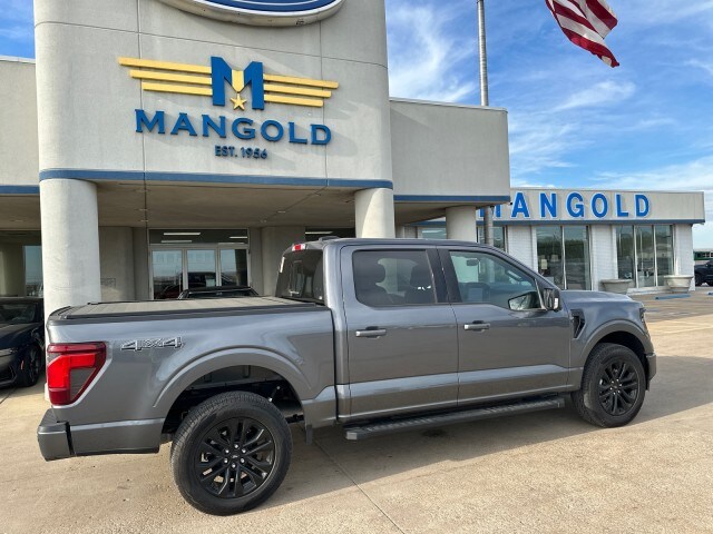 2024 Ford F-150 XLT photo 2