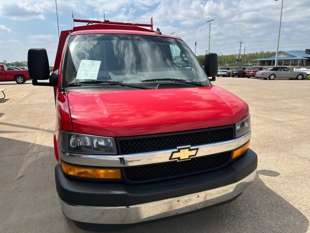 2019 Chevrolet Express 3500 Cutaway photo 4
