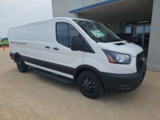 2024 Ford Transit photo 2