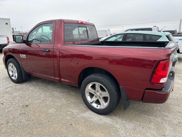 2016 Ram 1500 Express photo 3