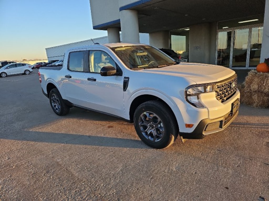 New 2025 Ford Maverick XLT Truck SuperCrew