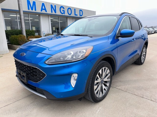 2021 Ford Escape Titanium photo 3