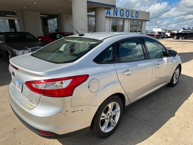 Used 2014 Ford Focus SE with VIN 1FADP3F29EL285932 for sale in Eureka, IL
