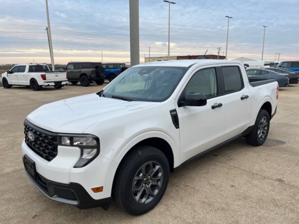 New 2025 Ford Maverick XLT Truck SuperCrew