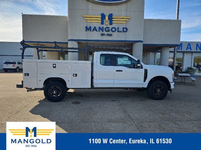 2026 Ford F-350 Super Duty XL's photo