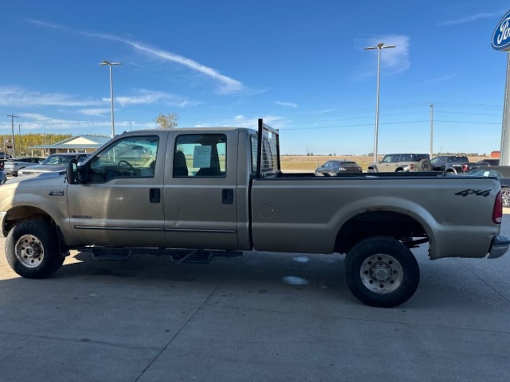 Used 2000 Ford F-350 Lariat Truck Crew Cab