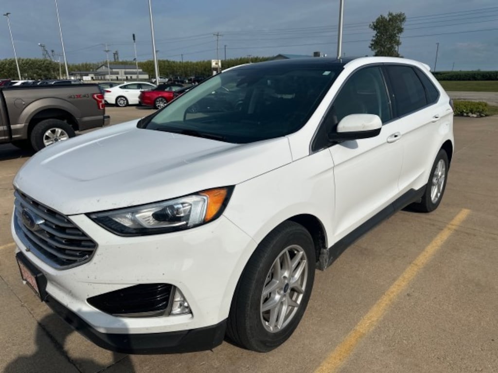 Used 2021 Ford Edge SEL SUV