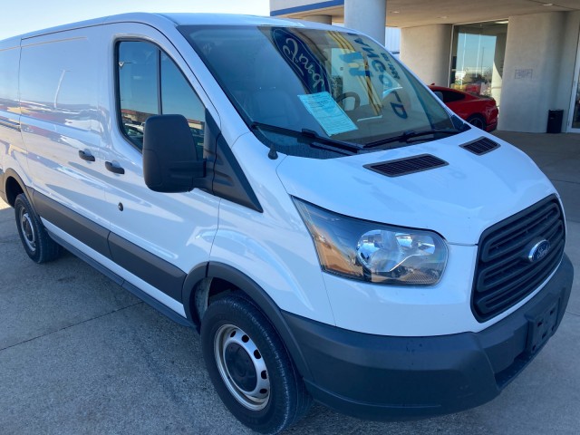 Used 2015 Ford Transit  with VIN 1FTNR1YM6FKA81415 for sale in Eureka, IL