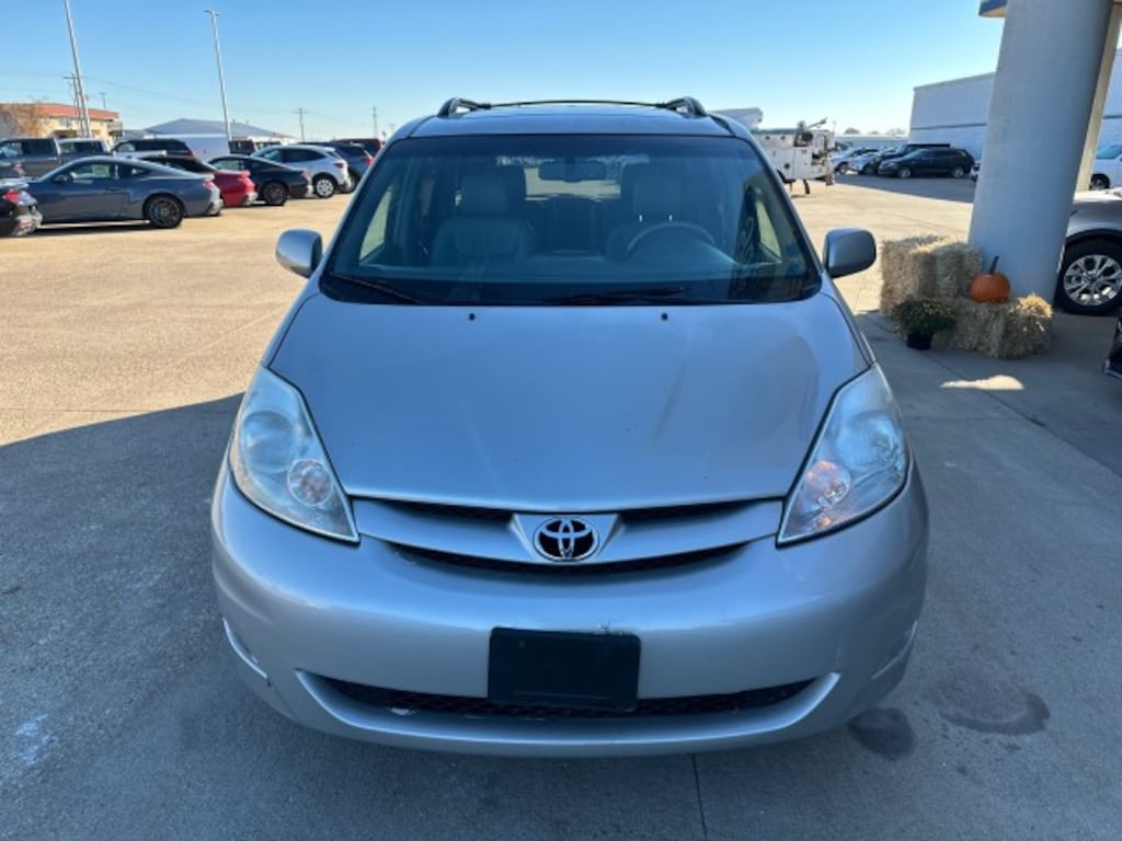 Used 2007 Toyota Sienna XLE Ltd Van