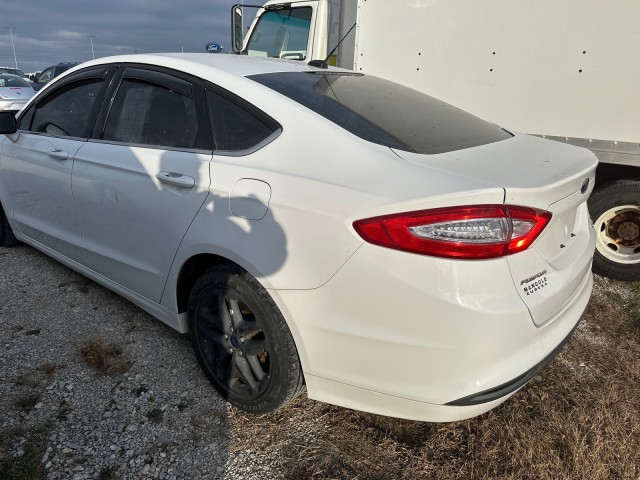 Used 2014 Ford Fusion SE with VIN 3FA6P0HD4ER374296 for sale in Eureka, IL
