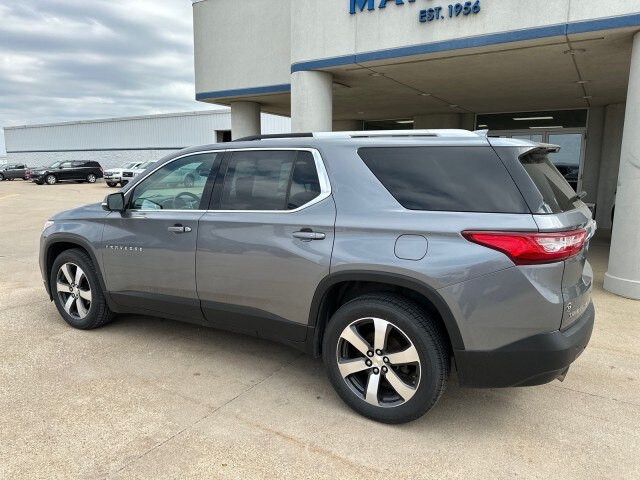 2018 Chevrolet Traverse photo 2