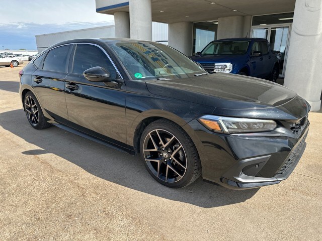 2022 Honda Civic Sport Touring photo 2
