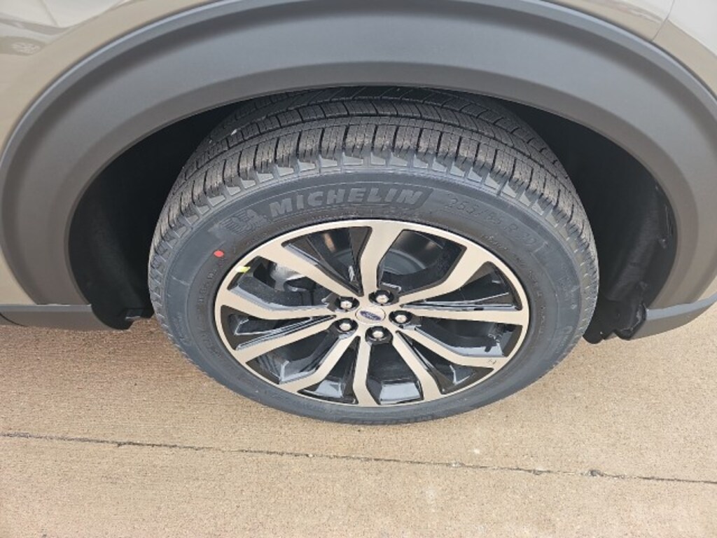 New 2026 Ford Explorer ST-Line SUV