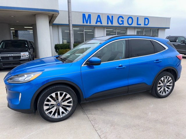 Used 2021 Ford Escape Titanium with VIN 1FMCU9J94MUA15971 for sale in Eureka, IL