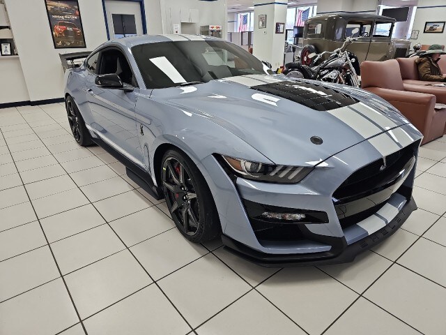 2022 Ford Mustang Shelby GT500 photo 3
