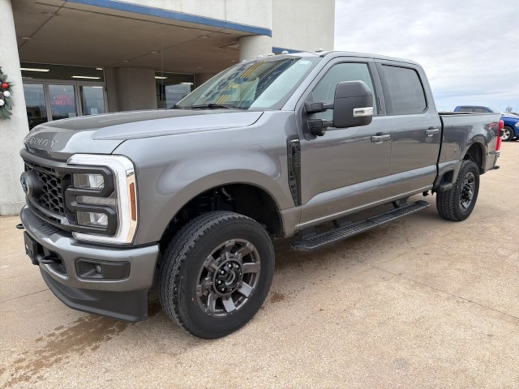 Used 2024 Ford F-250 Lariat Truck Crew Cab