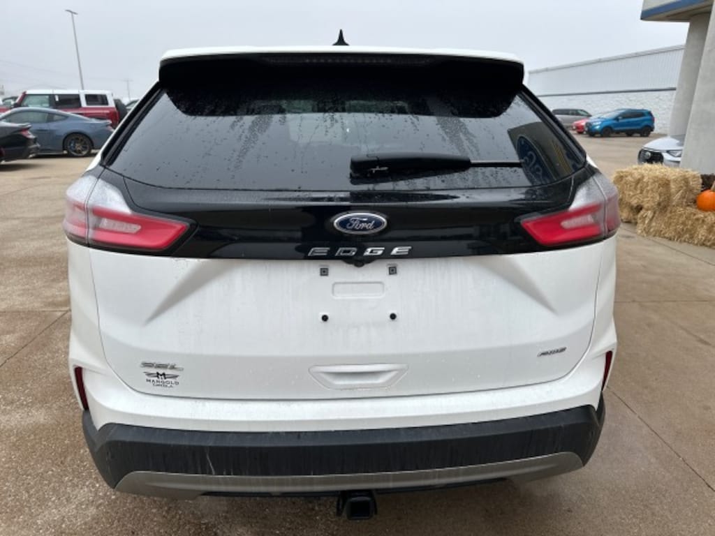 Used 2024 Ford Edge SEL SUV