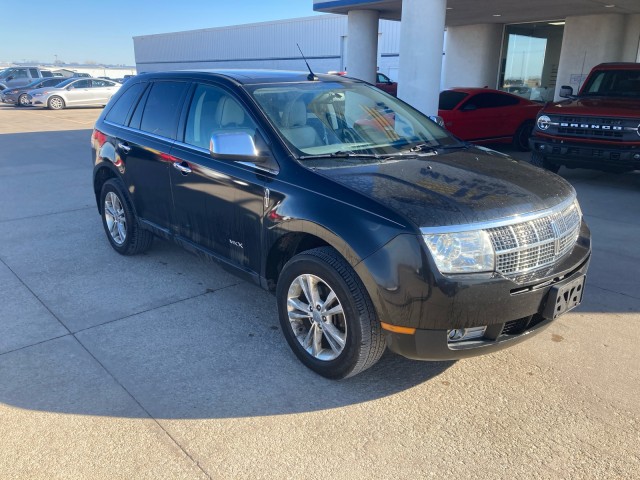 Used 2010 Lincoln MKX Base with VIN 2LMDJ8JCXABJ21950 for sale in Eureka, IL