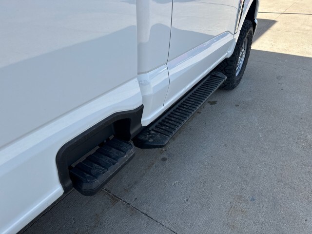 2025 Ford F-250 XL photo 4