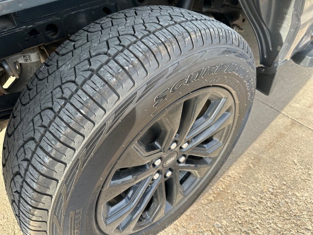2024 Ford F-150 XLT photo 4