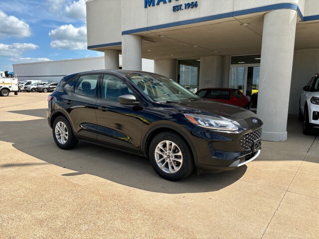 2021 Ford Escape S photo 2