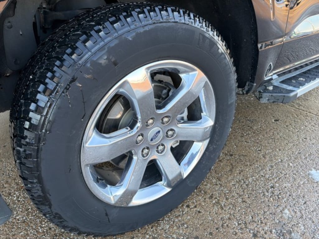 Used 2023 Ford F-150 Lariat Truck SuperCrew Cab