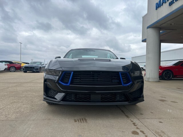 2024 Ford Mustang GT Premium Convertible photo 2