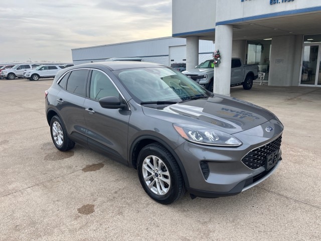 Used 2022 Ford Escape SE with VIN 1FMCU9G62NUB87527 for sale in Eureka, IL