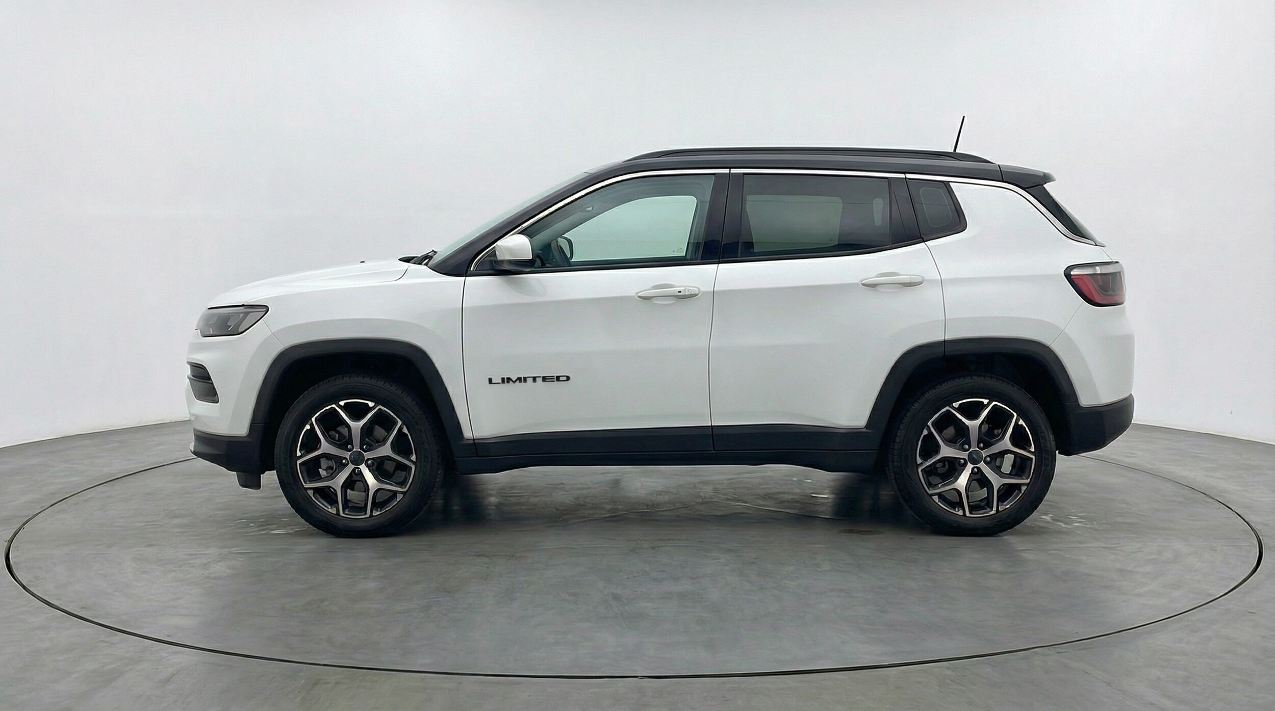 Thumbnail: 2025 Jeep Compass - 4