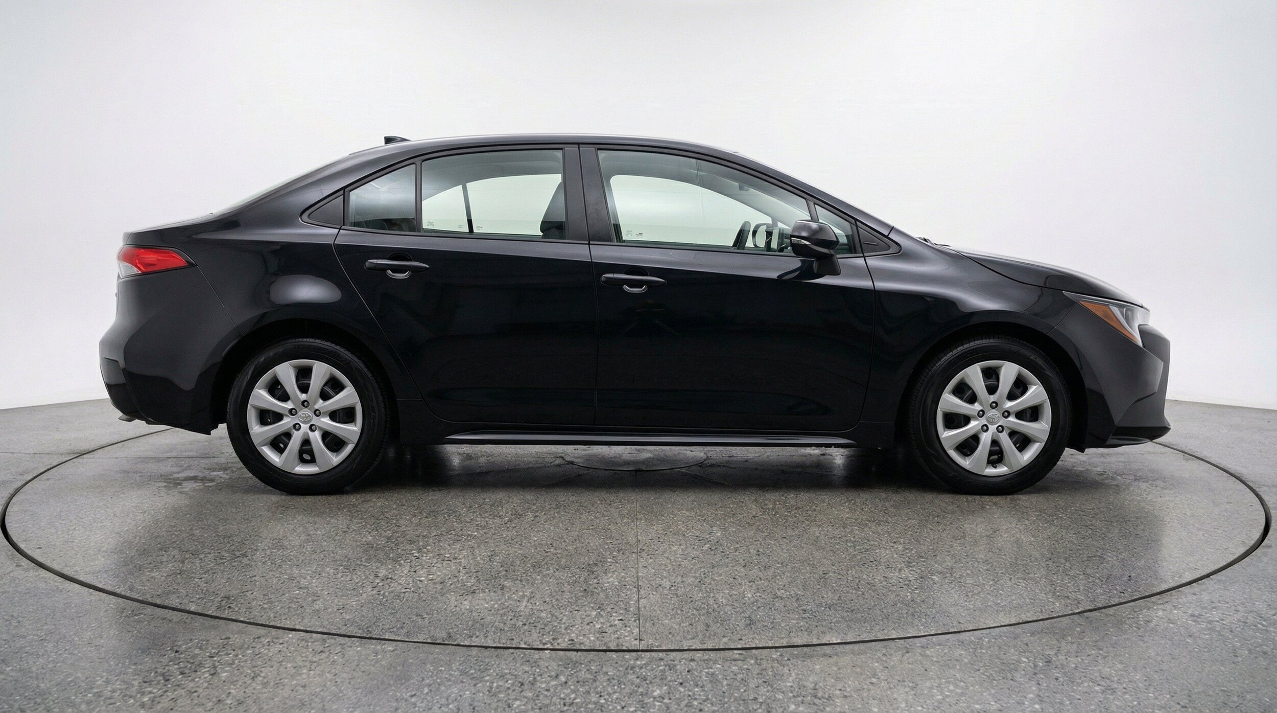 Thumbnail: 2025 Toyota Corolla - 11