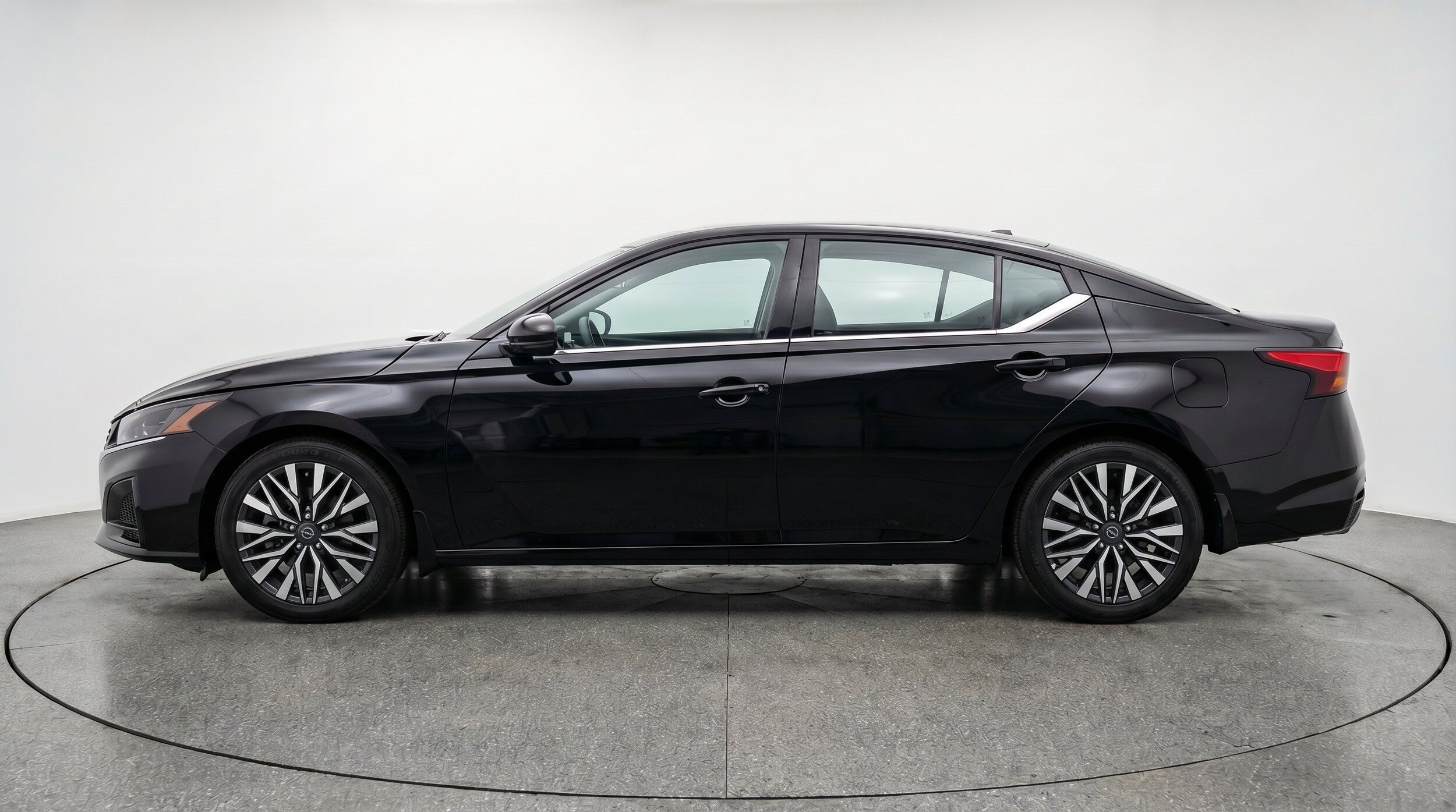 Thumbnail: 2026 Nissan Altima - 5