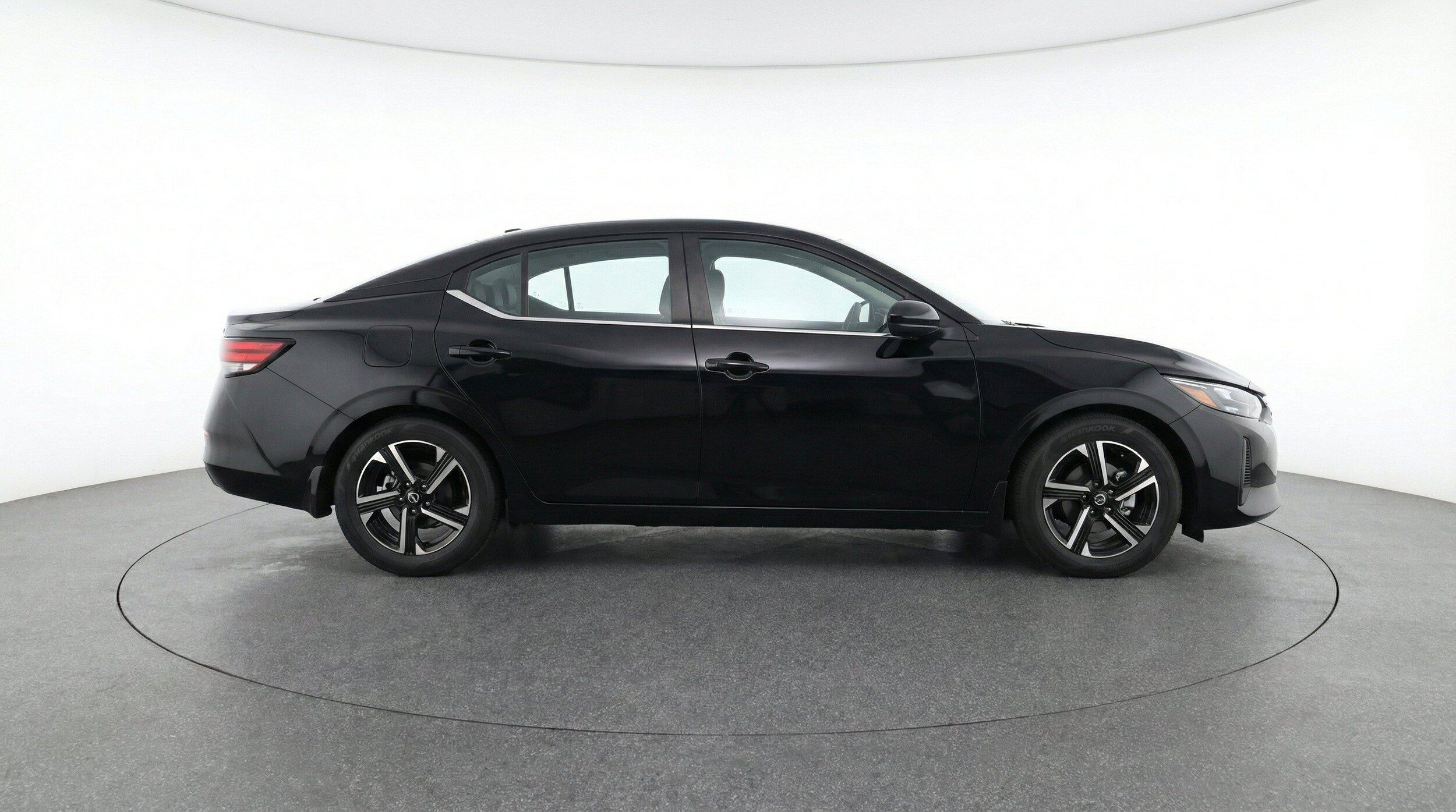 Thumbnail: 2025 Nissan Sentra - 11