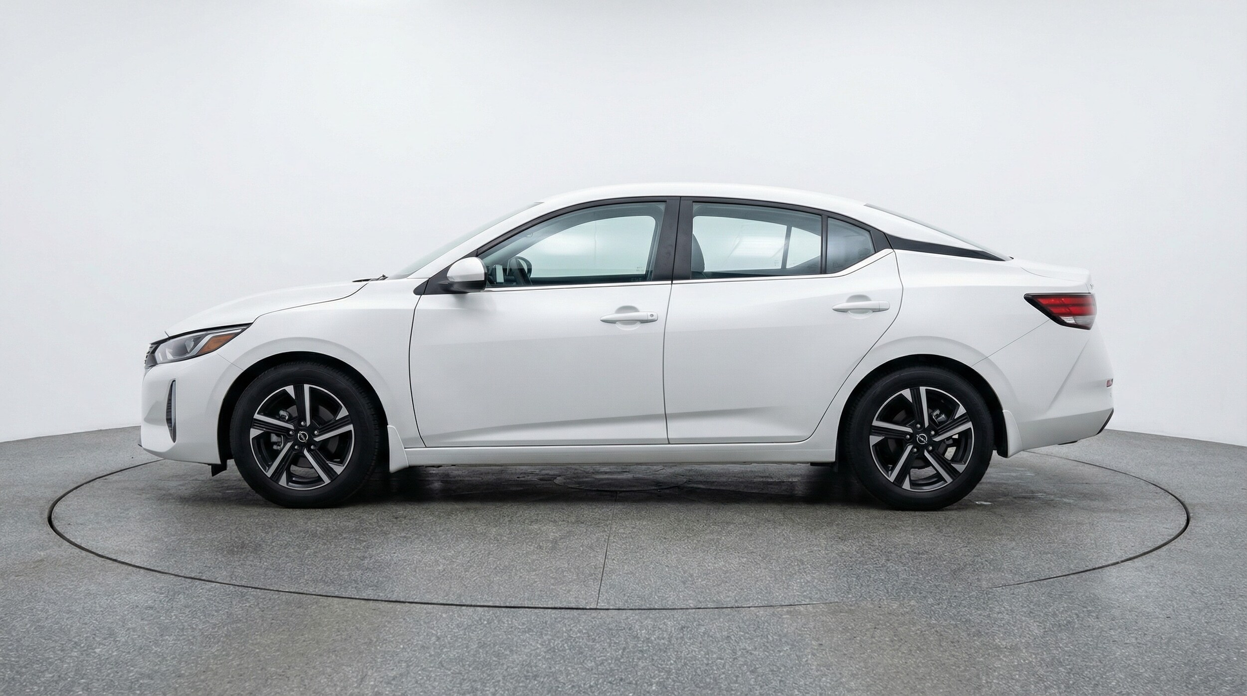 Thumbnail: 2025 Nissan Sentra - 4