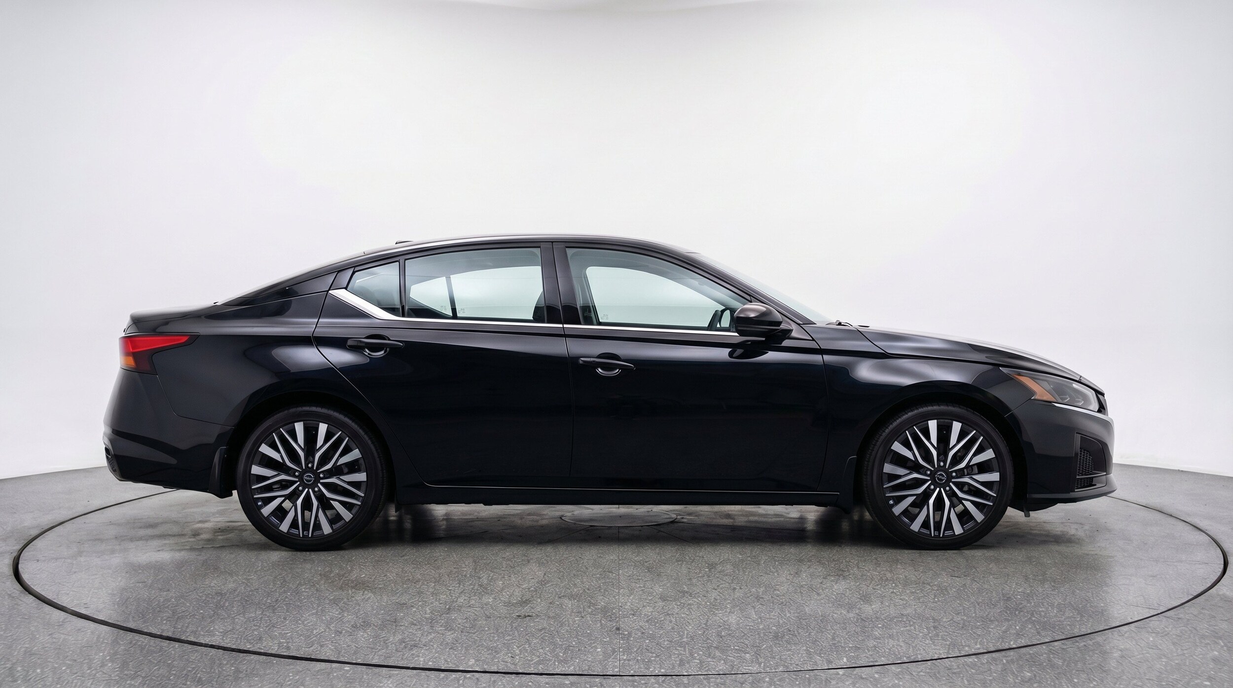 Thumbnail: 2026 Nissan Altima - 10