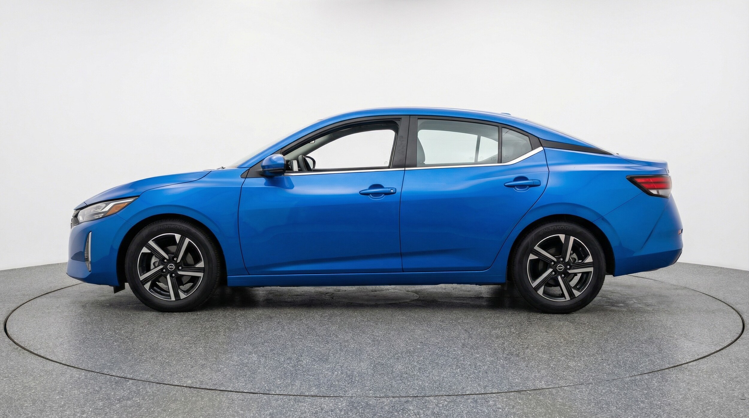Thumbnail: 2025 Nissan Sentra - 4