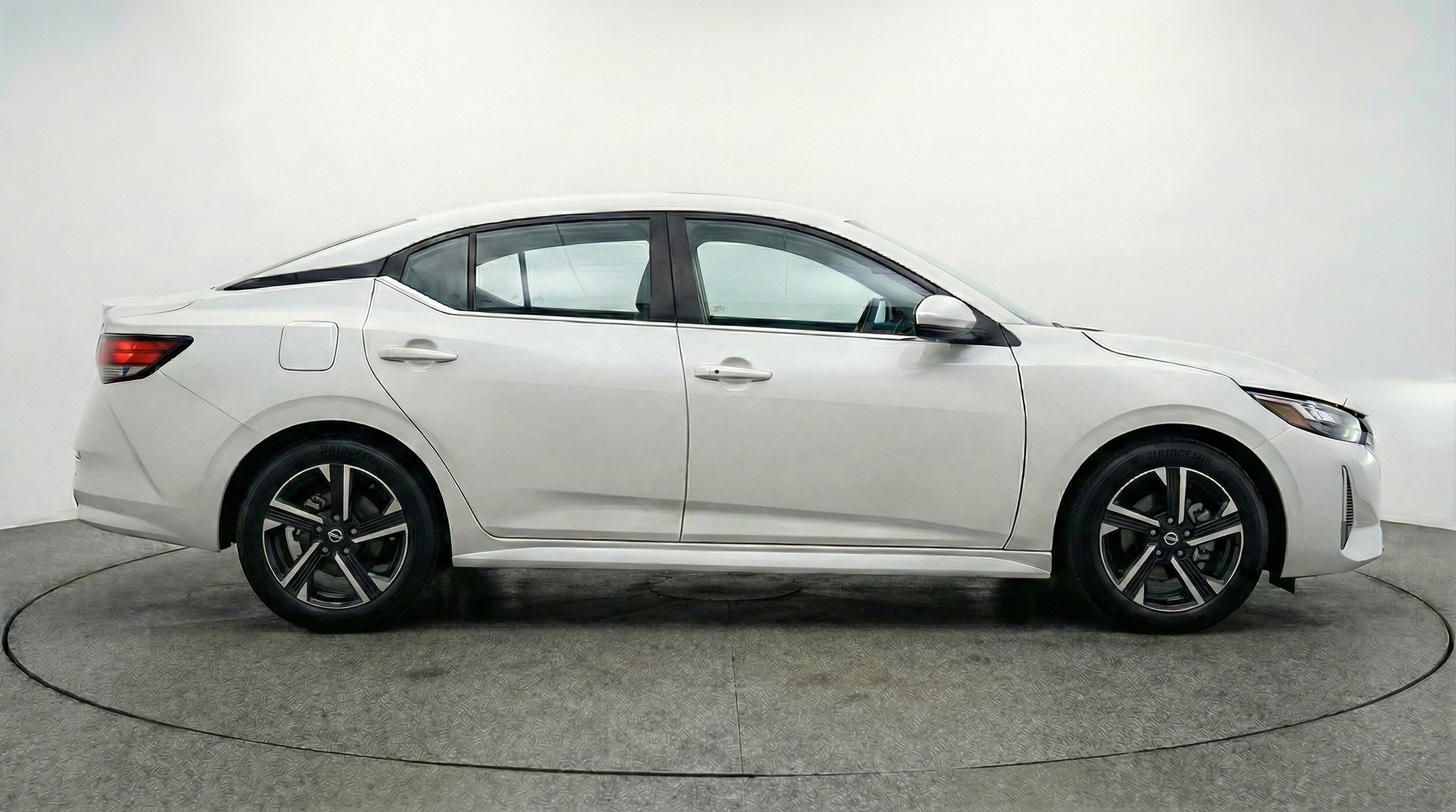 Thumbnail: 2025 Nissan Sentra - 8