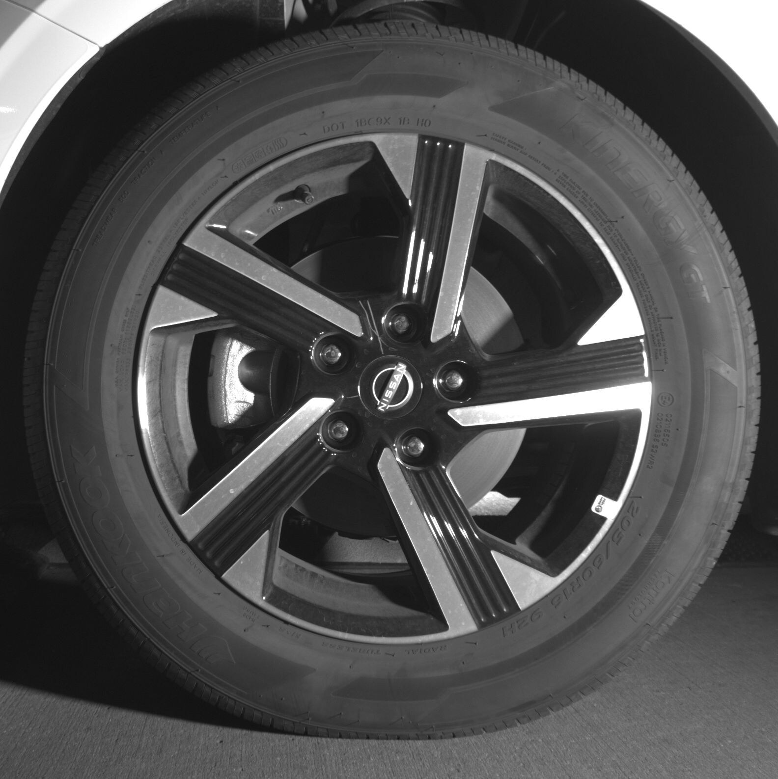 Thumbnail: 2025 Nissan Sentra - 9