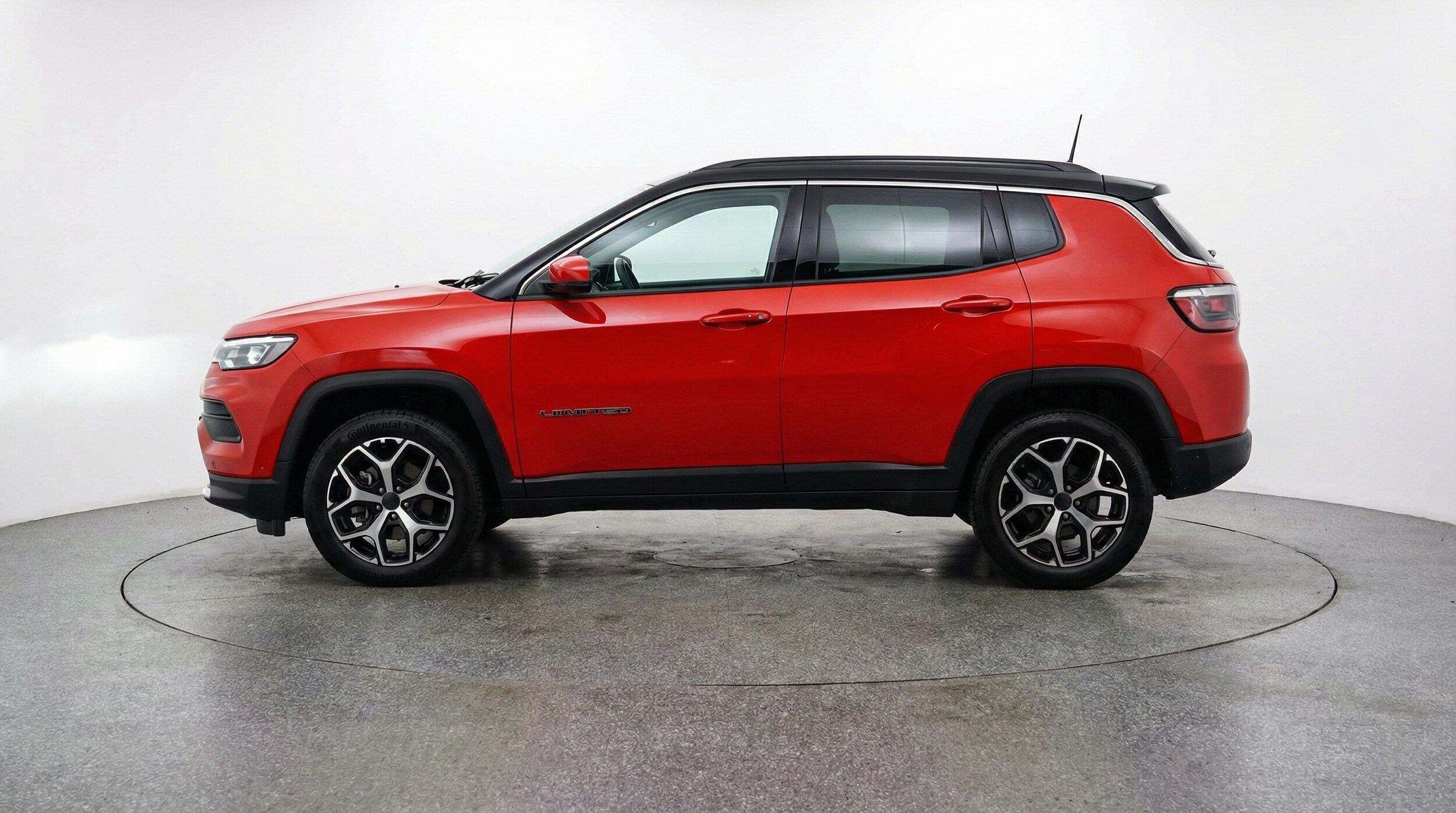 Thumbnail: 2025 Jeep Compass - 4
