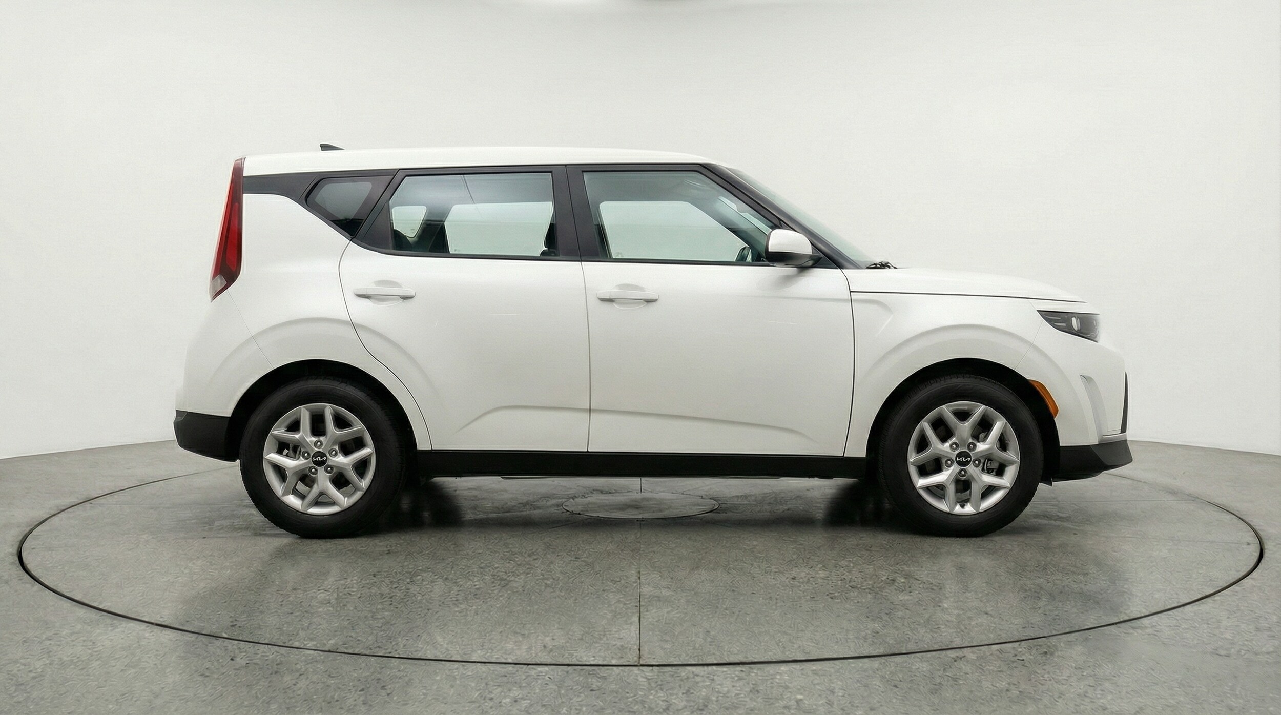 Thumbnail: 2025 Kia Soul - 8