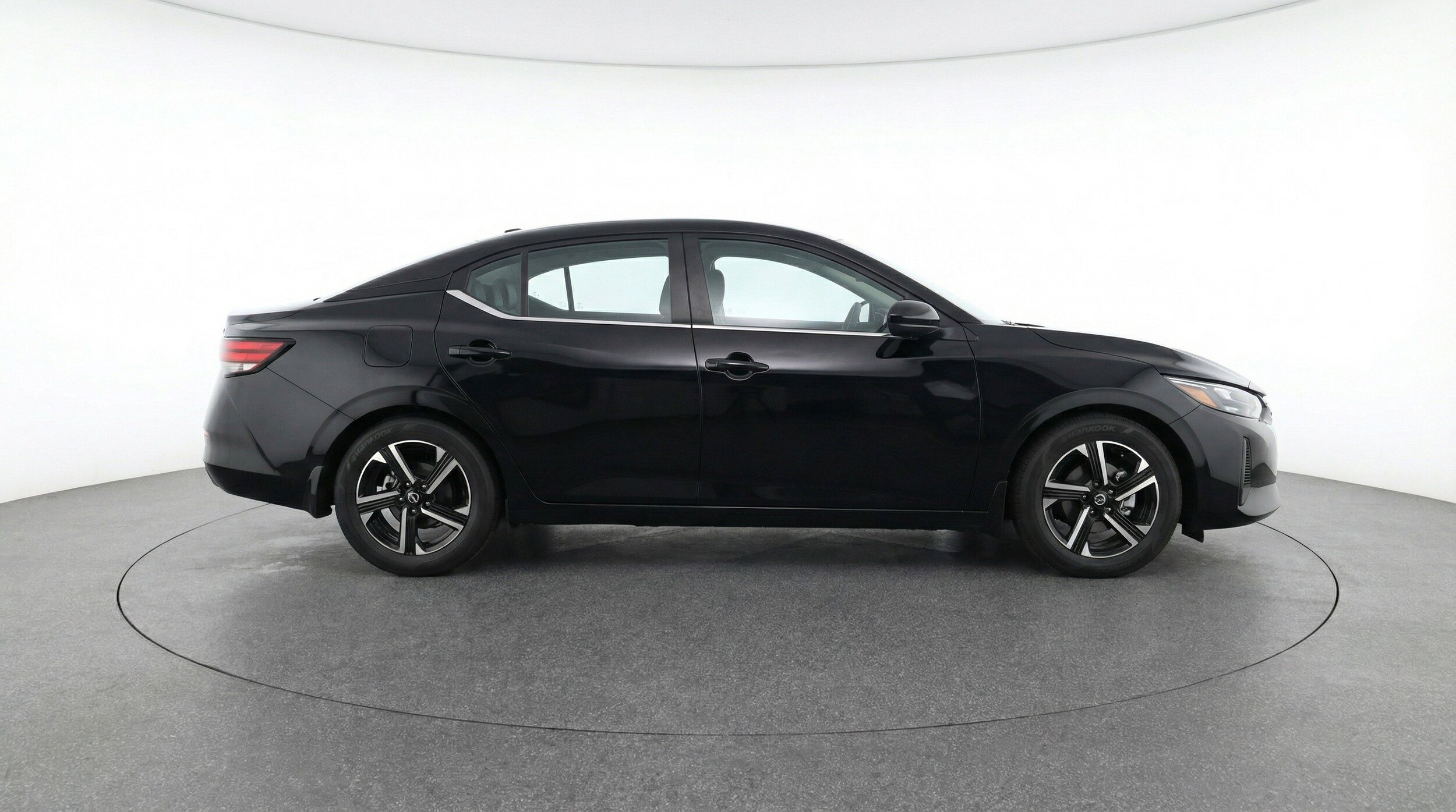 Thumbnail: 2025 Nissan Sentra - 11